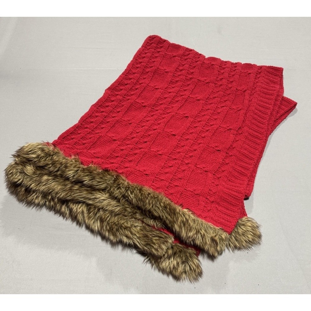 Pier 1 Imports Red Cable Knit Throw Blanket Faux Fur Trim 60” x 47”